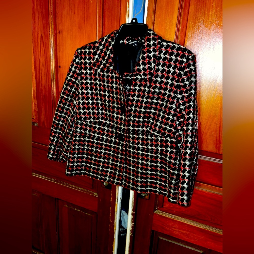 Women's Black & Red Patterned Tweed Jacket